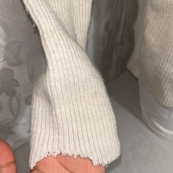 SunIce Ecru Ribbed Mock Neck Zip Up Sweater - Picture 4 of 11